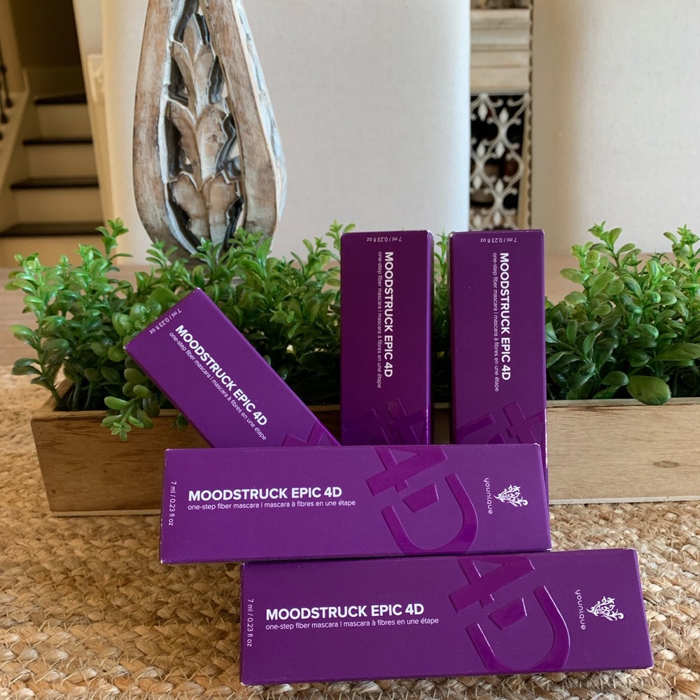 Younique Moonstruck 4D Fiber mascara